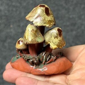 Vintage 1970s pottery mushroom sculpture 2.5”miniature rustic red clay woodland